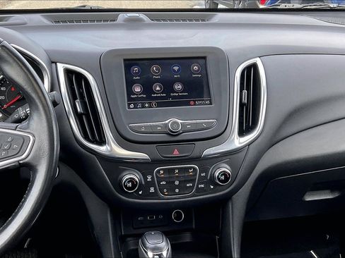 Used 2020 Chevrolet Equinox LT w/ Sport Edition image 6