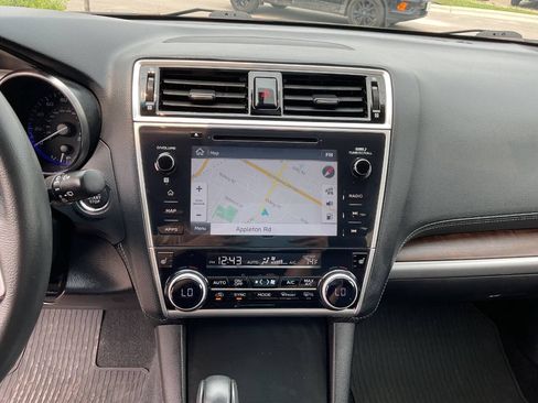 Used 2018 Subaru Outback 3.6R Limited AWD/4WD image 20