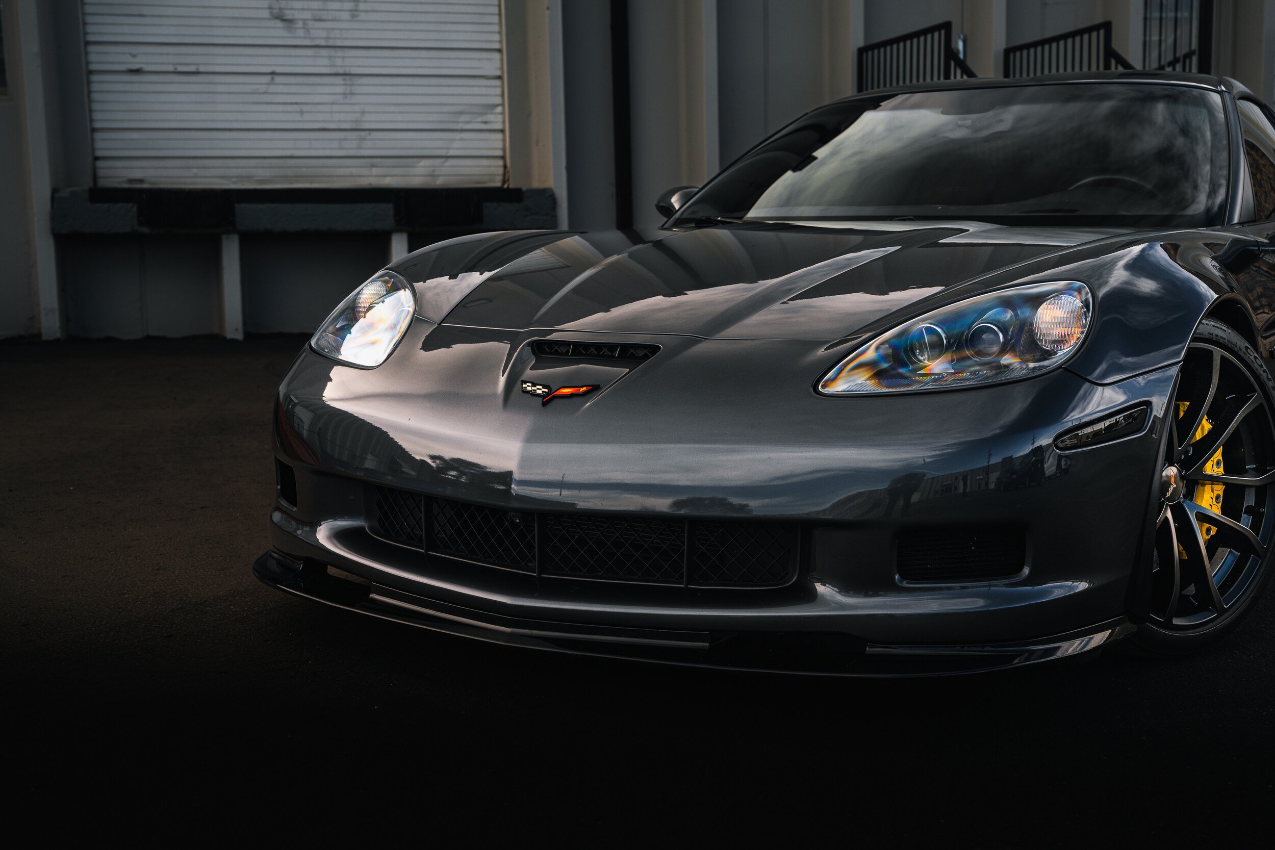 Used 2012 Chevrolet Corvette Z06 w/ 2LZ Preferred Equipment Group RWD image 9