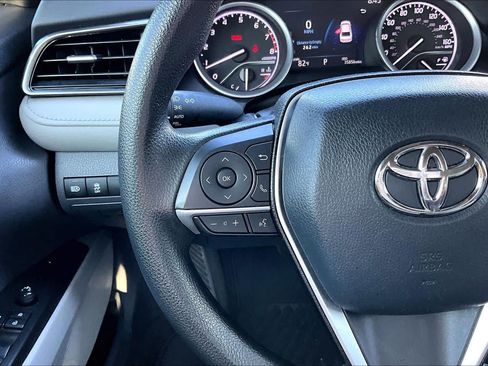 Used 2023 Toyota Camry LE AWD/4WD image 24