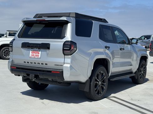 New 2026 Toyota 4Runner 4WD image 13