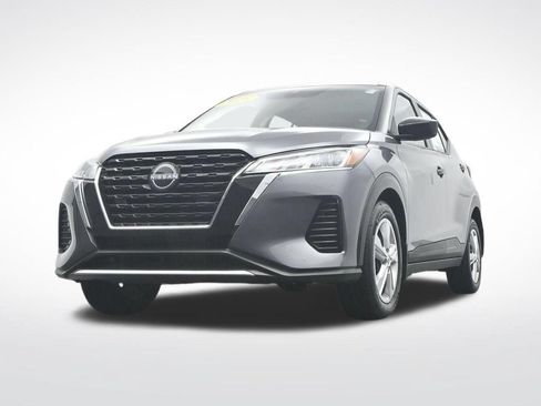 Used 2025 Nissan Kicks Play S FWD image 45