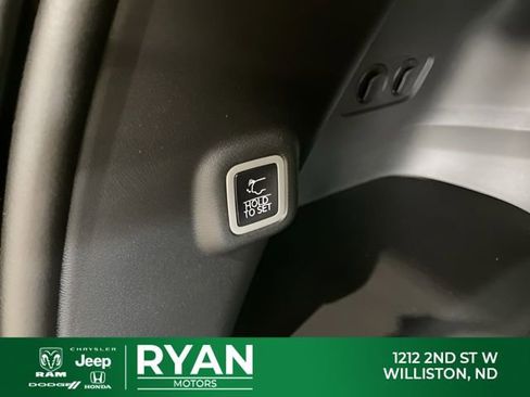 New 2026 Jeep Cherokee Overland w/ Advanced Pro Tech Group AWD/4WD image 16
