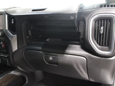 Used 2021 Chevrolet Silverado 1500 LT Trail Boss w/ Convenience Package II AWD/4WD image 27