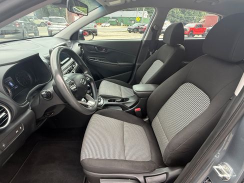 Used 2021 Hyundai Kona SE w/ Cargo Package AWD/4WD image 10