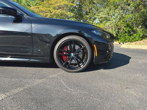 Used 2023 BMW 430i xDrive Coupe w/ M Sport Package AWD/4WD image 7