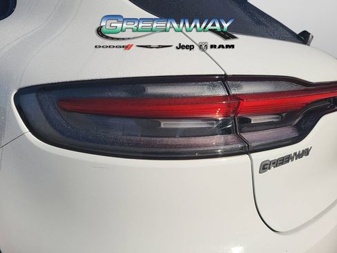 Used 2019 Porsche Macan S image 7