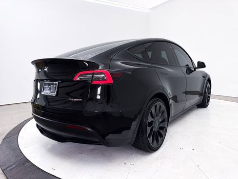 Used 2022 Tesla Model Y Performance AWD/4WD image 18