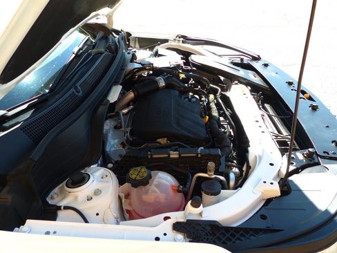 Used 2025 Chevrolet Trax LT image 16