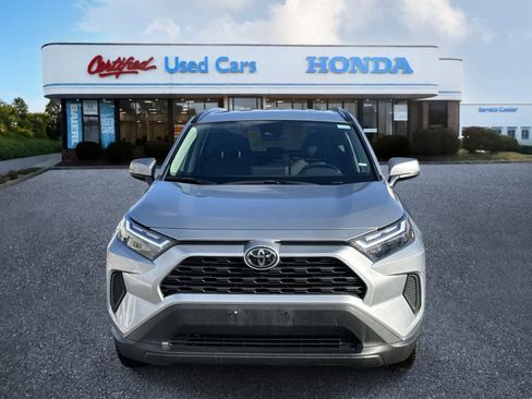 Used 2024 Toyota RAV4 XLE image 8