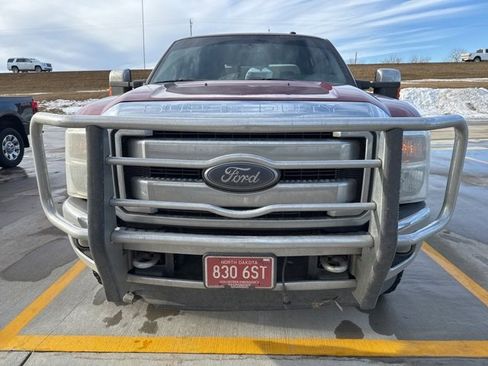 Used 2013 Ford F350 Lariat w/ Chrome Pkg image 10