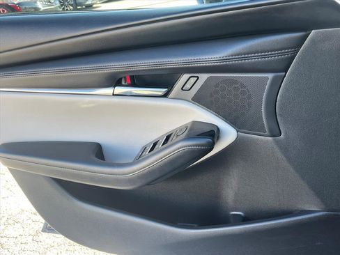 Used 2021 MAZDA MAZDA3 s image 20