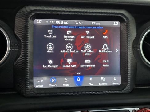 Used 2018 Jeep Wrangler Unlimited Sahara AWD/4WD image 21