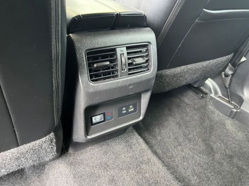 Used 2023 Nissan Rogue SL w/ SL Premium Package image 24