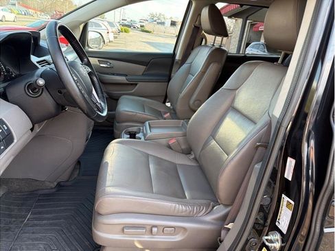 Used 2016 Honda Odyssey Touring image 12