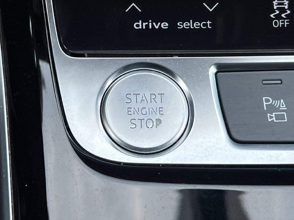 Used 2019 Audi A8 L 3.0T w/ Executive Package AWD/4WD image 33