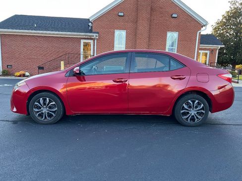 Used 2015 Toyota Corolla LE image 8