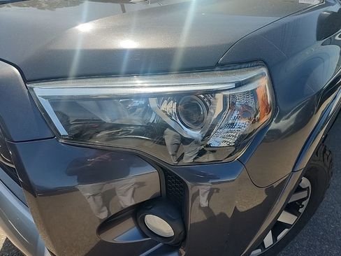 Used 2017 Toyota 4Runner TRD Off-Road Premium image 6