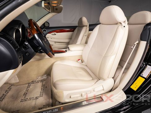 Used 2007 Lexus SC 430 Convertible RWD image 23