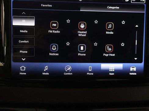 Used 2025 Chrysler Pacifica Select image 45