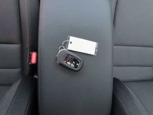 New 2026 Honda CR-V EX image 25