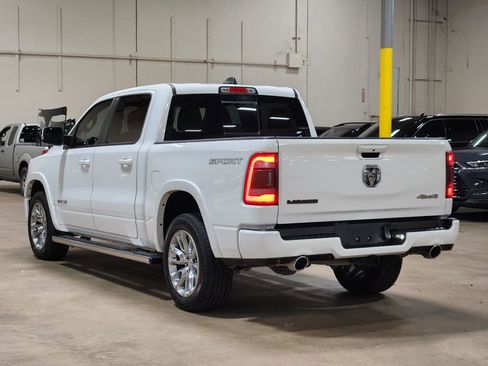 Used 2022 RAM 1500 Laramie AWD/4WD image 11