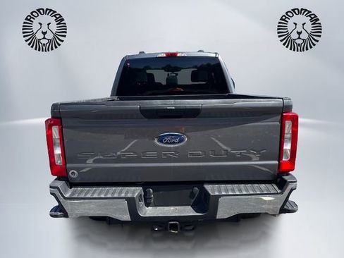 Certified 2025 Ford F250 XLT w/ Snow Plow Prep Package AWD/4WD image 6