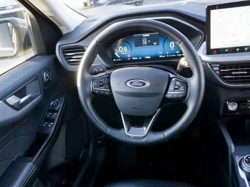 Used 2025 Ford Escape Platinum image 11