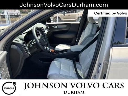 Used 2025 Volvo EX40 Ultra AWD/4WD image 8