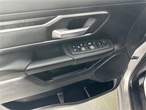 Certified 2021 RAM 1500 Big Horn w/ Trailer Tow Group image 18