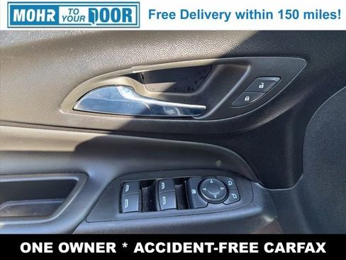 Used 2023 Chevrolet Equinox LT image 11