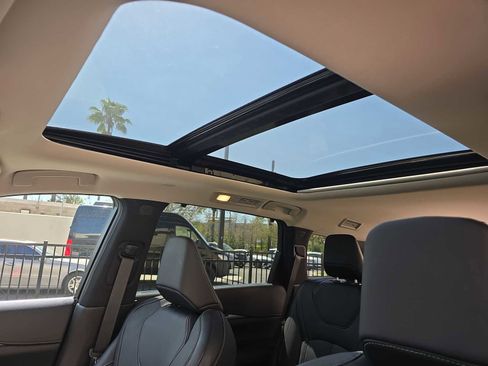 Used 2025 INFINITI QX60 Luxe image 24