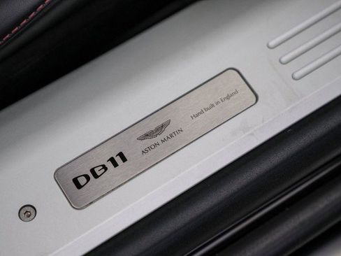Used 2018 Aston Martin DB11 V12 image 22