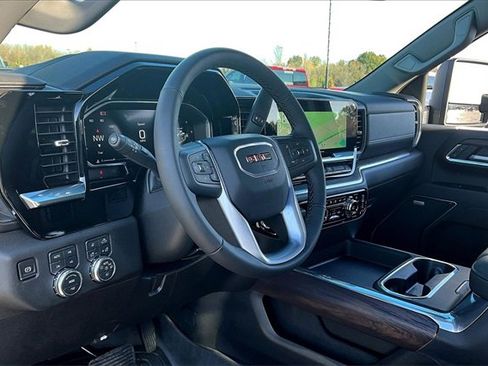 New 2026 GMC Sierra 2500 SLT w/ SLT Convenience Package image 6