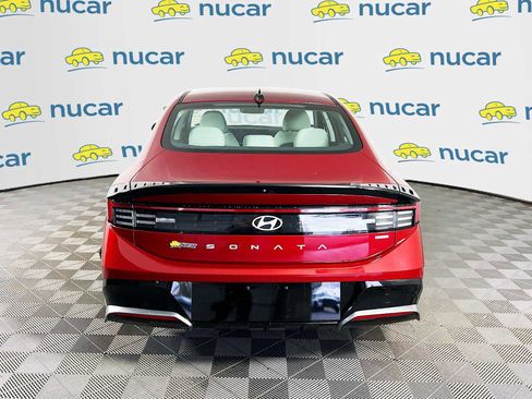 Certified 2025 Hyundai Sonata SEL FWD image 6