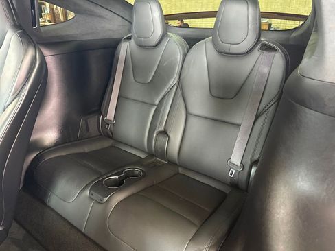 Used 2022 Tesla Model X Plaid image 27
