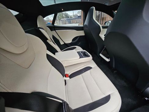 Used 2024 Tesla Model S Plaid image 60