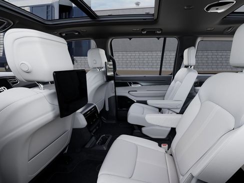 New 2026 Jeep Grand Wagoneer Limited image 23