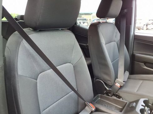 Used 2023 Chevrolet Colorado W/T RWD image 17