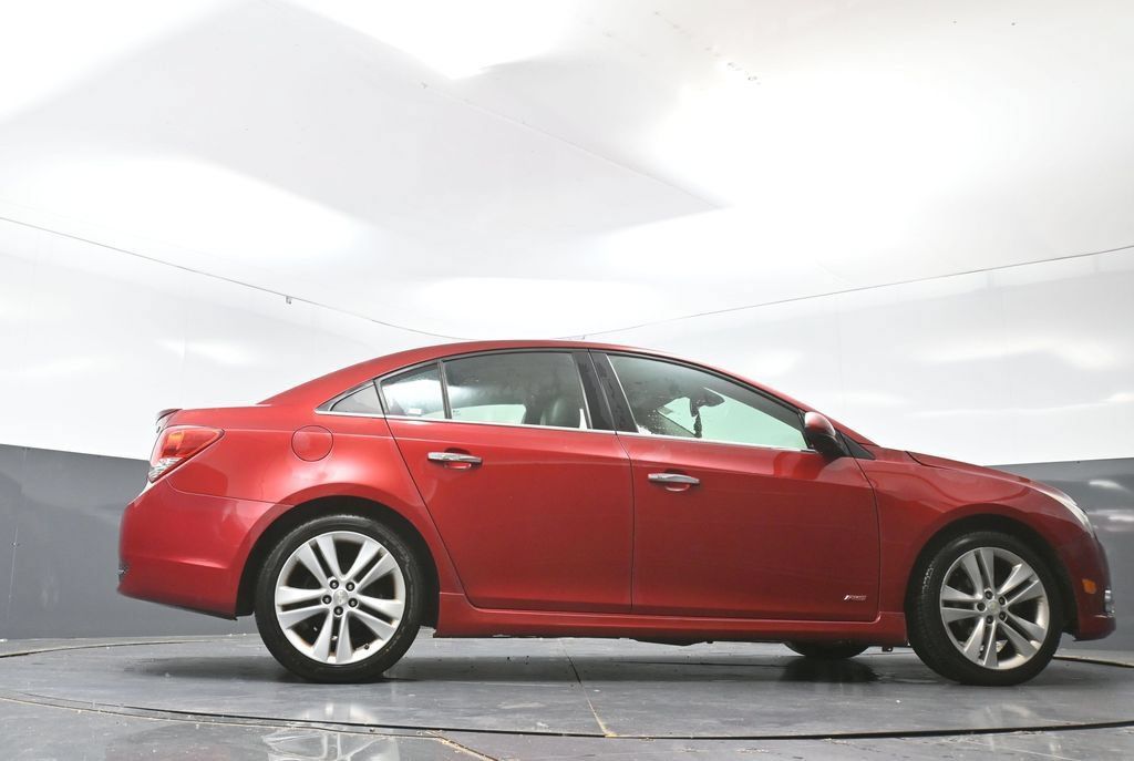 Used 2014 Chevrolet Cruze LTZ w/ Sun, Sound and Sport Package FWD image 23