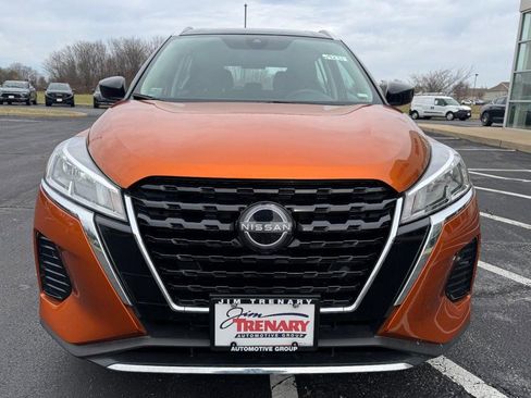 Used 2023 Nissan Kicks SV image 9