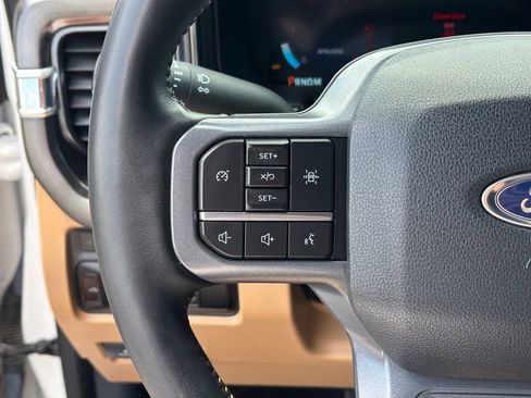 Used 2023 Ford F250 Lariat w/ Tremor Off-Road Package AWD/4WD image 14
