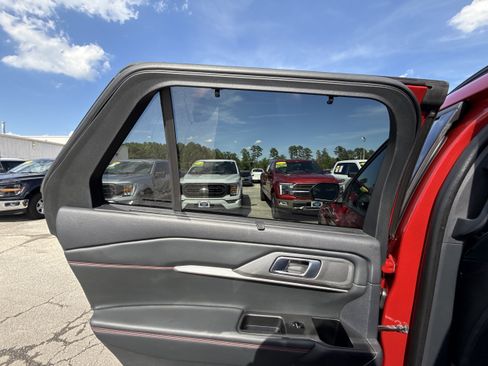 Used 2025 Ford Explorer ST-Line w/ Premium Package AWD/4WD image 27