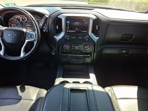 Used 2019 Chevrolet Silverado 1500 RST AWD/4WD image 16