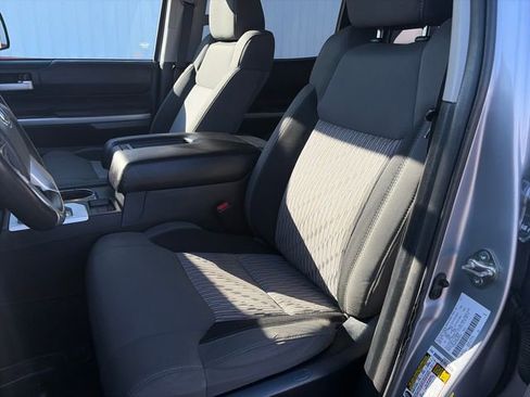 Used 2017 Toyota Tundra SR5 w/ TRD Off Road Package AWD/4WD image 38