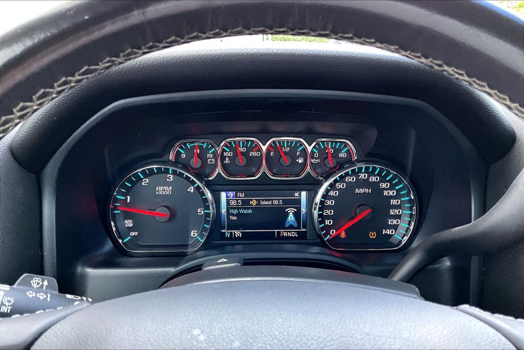 Used 2018 Chevrolet Silverado 1500 LT w/ LT Eassist Package AWD/4WD image 19