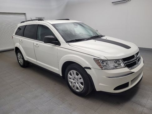 Used 2018 Dodge Journey SE image 11