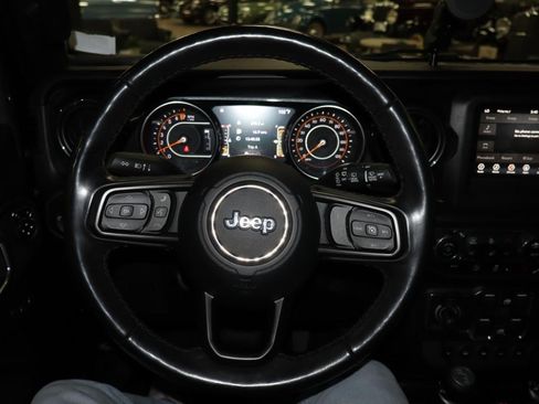 Used 2021 Jeep Wrangler Unlimited Sport AWD/4WD image 17