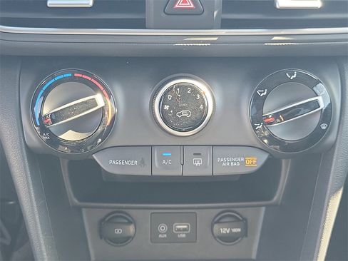 Used 2020 Hyundai Kona SEL image 26