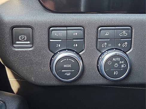 Certified 2023 GMC Sierra 1500 SLT w/ SLT Premium Package image 20